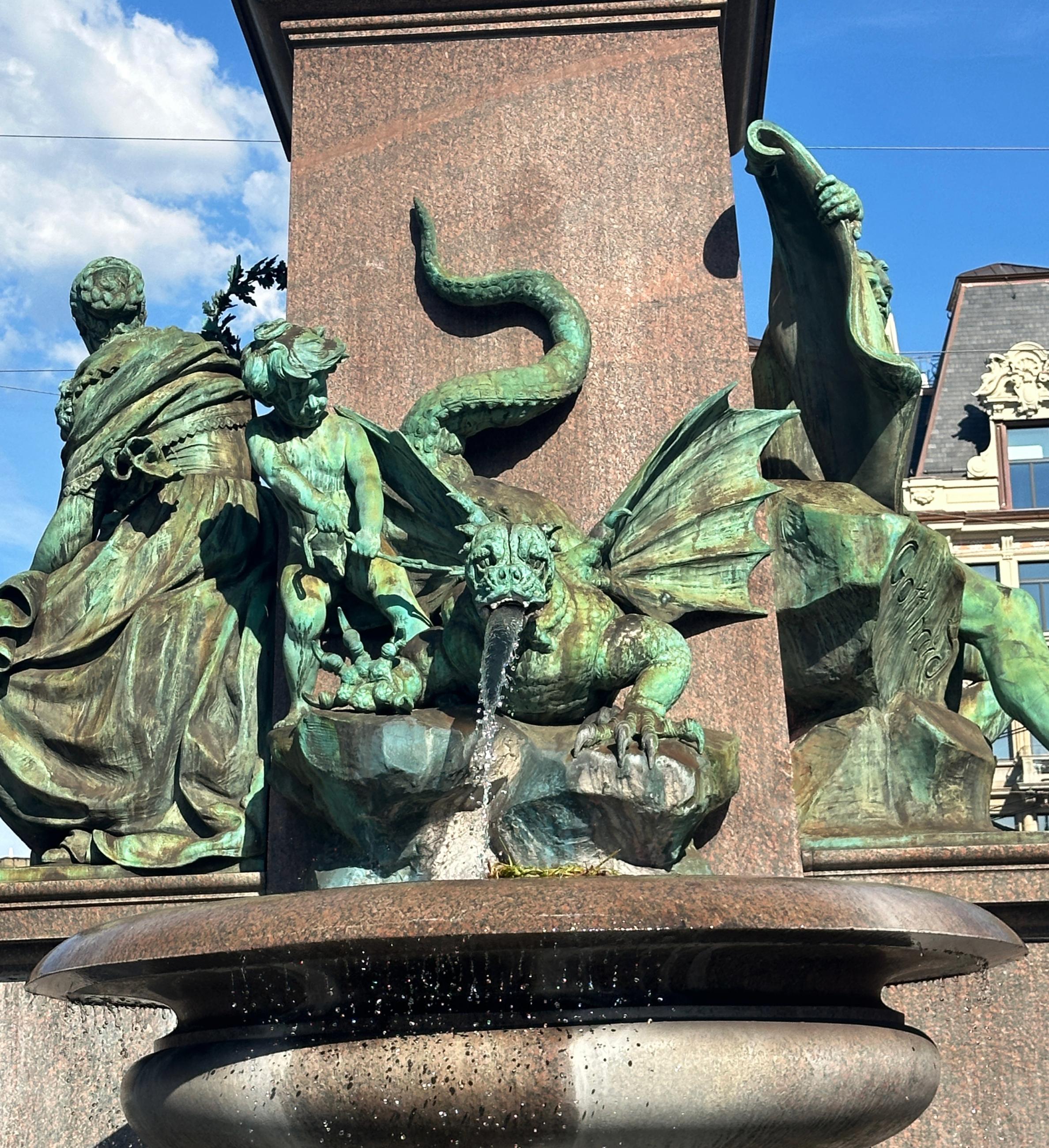 dragon fish fountain