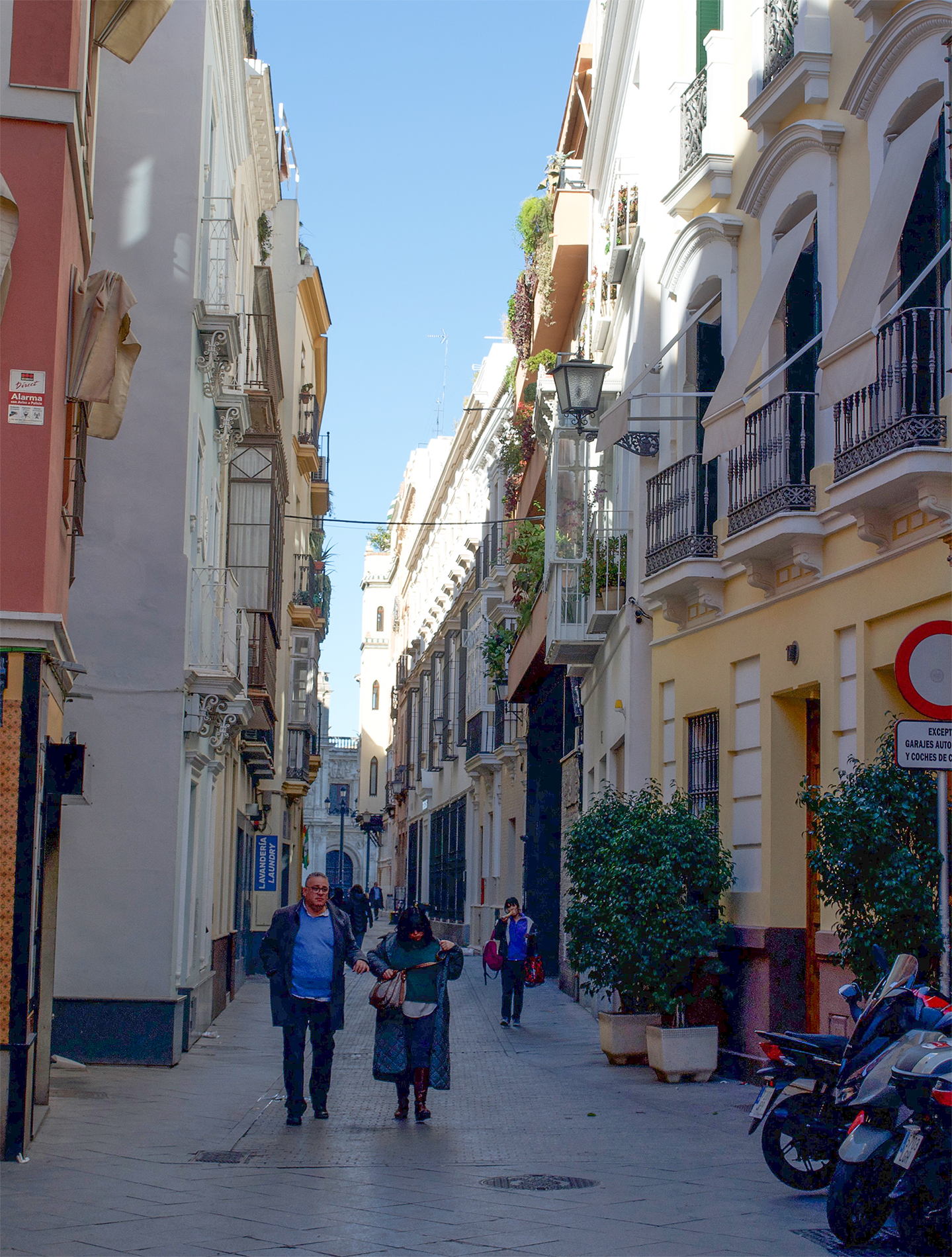 Busy Sevilla street